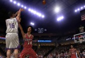 NBALive2024进攻技巧大揭秘（提升你的进攻能力）